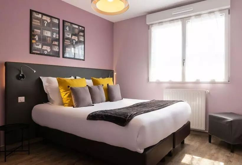 Отель De La Plage