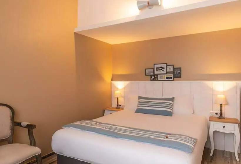 Отель De La Plage