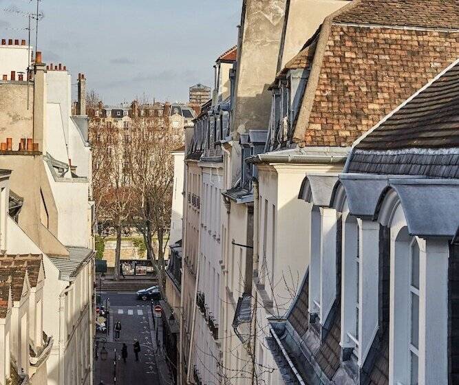 هتل De Notre Dame