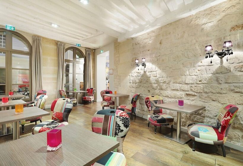 هتل De Notre Dame