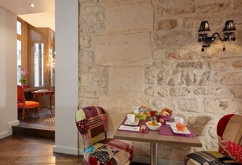 هتل De Notre Dame