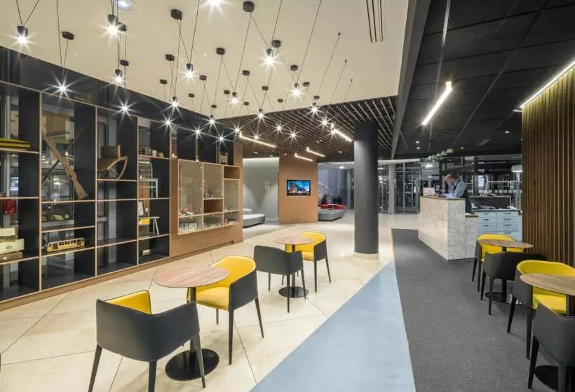 ホテル Holiday Inn Paris Marne La Vallee