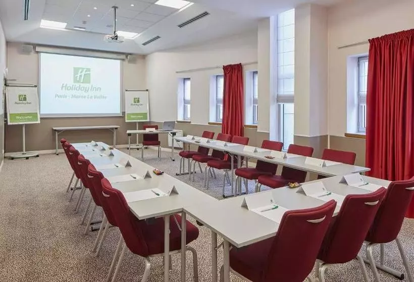 ホテル Holiday Inn Paris Marne La Vallee