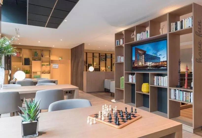 ホテル Holiday Inn Paris Marne La Vallee