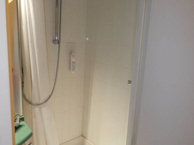 בית מלון כפרי Ibis Budget Limoges