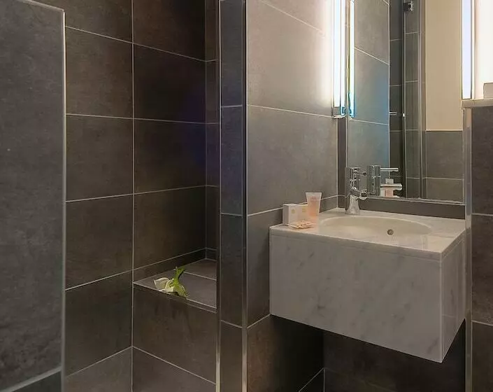 ホテル Marais Bastille