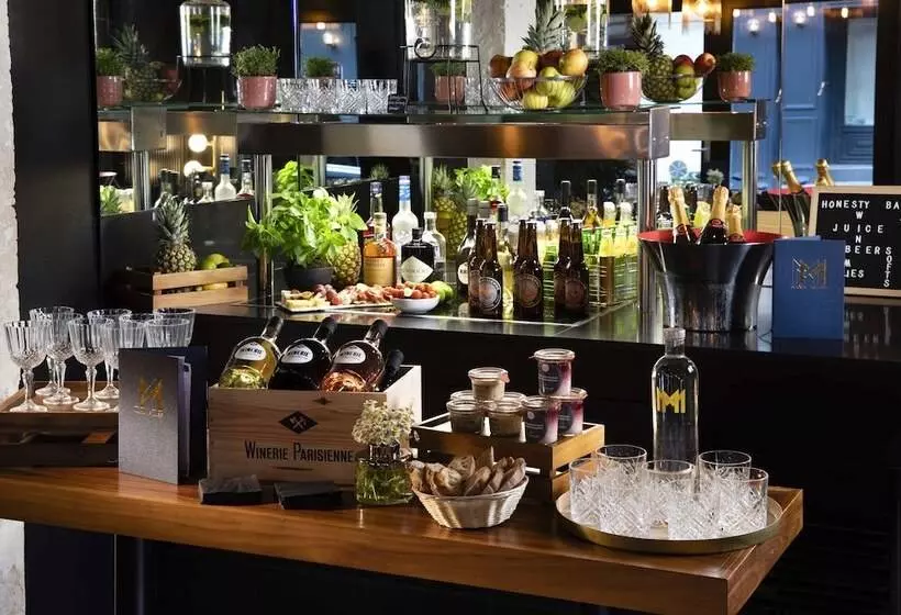 Отель Maxim Folies