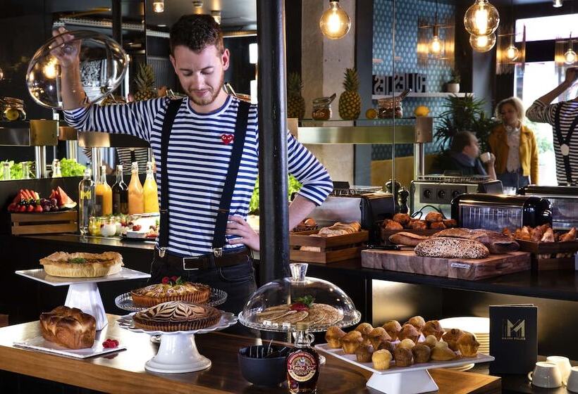 Отель Maxim Folies