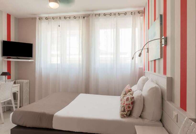 酒店 Hôtel The Originals Miramar, Royan Pontaillac