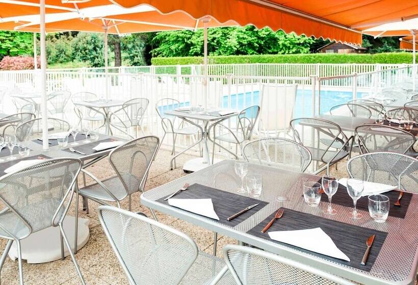 Novotel Mâcon Nord Autoroute Du Soleil