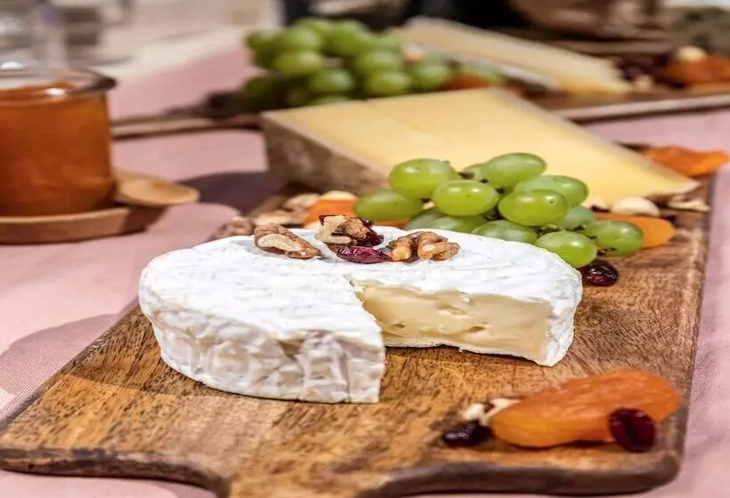 Novotel Mâcon Nord Autoroute Du Soleil