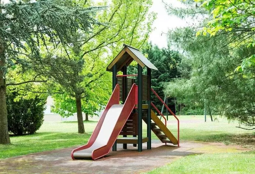 Novotel Mâcon Nord Autoroute Du Soleil