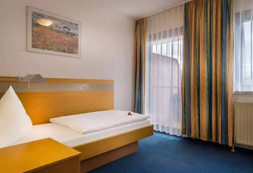 Hotell Acora Karlsruhe Zentrum Living The City