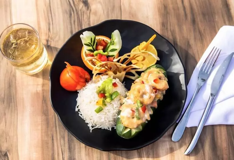 Hotel Kombo Beach Resort