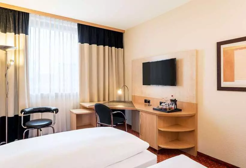 Отель NH Oberhausen