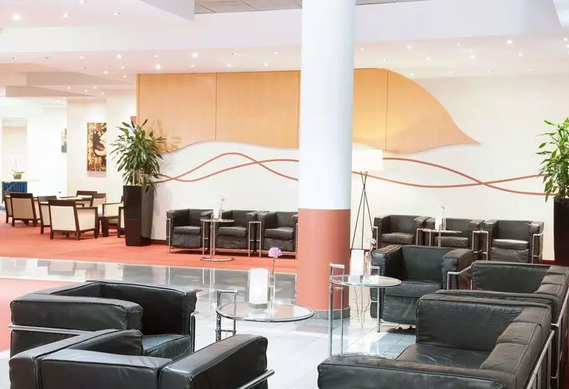 Отель NH Oberhausen