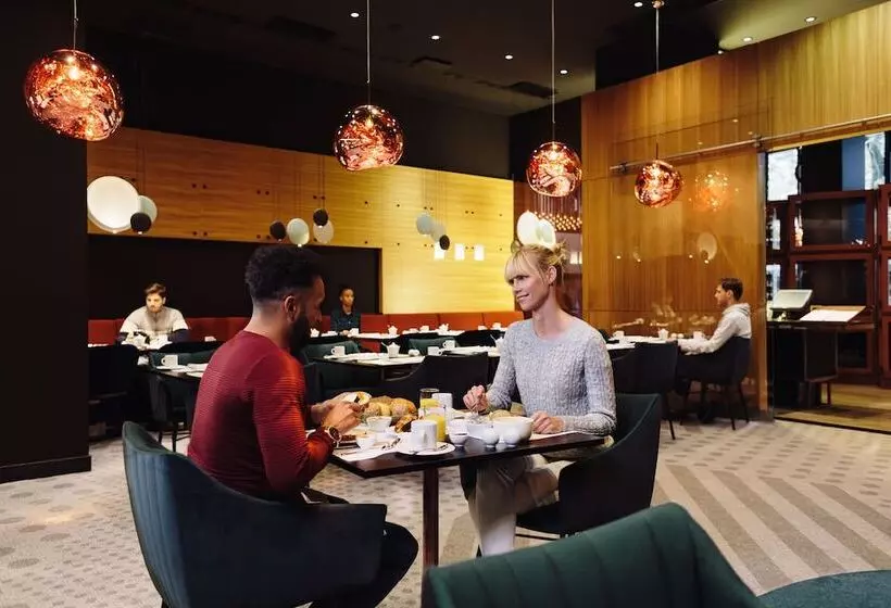 Hotel Pullman Berlin Schweizerhof