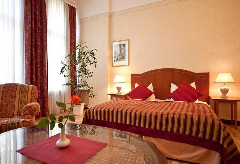 هتل Safestay Berlin Kurfurstendamm