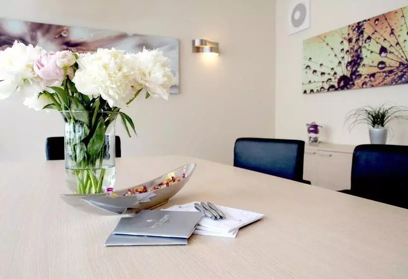 Arkade Hotel Am Theater