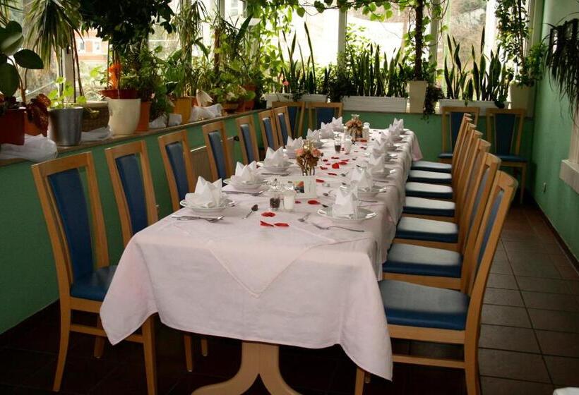 ホテル Am Schloss Borbeck