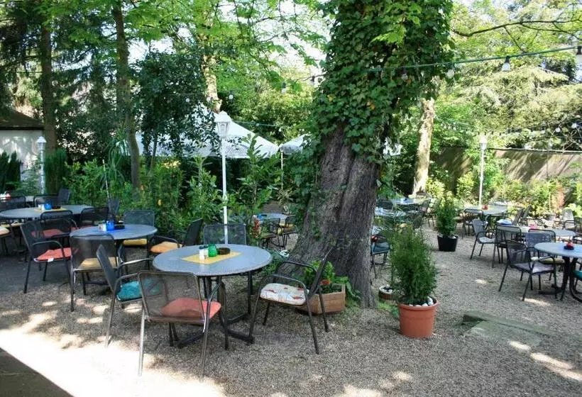 ホテル Am Schloss Borbeck