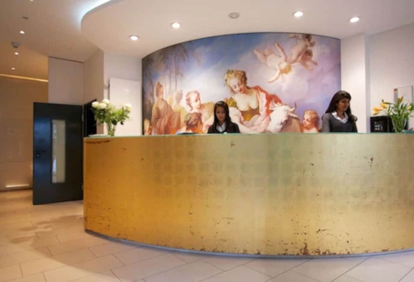 فندق Europa Life