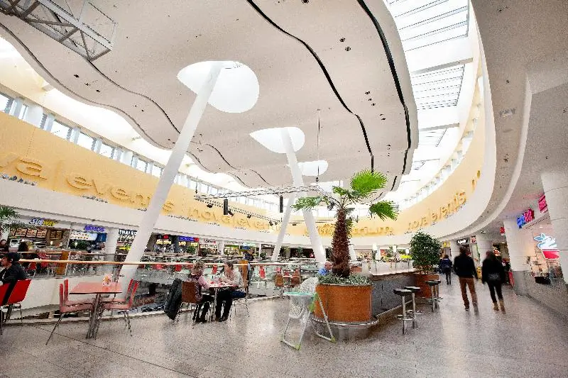 Willow Hotel Restaurant