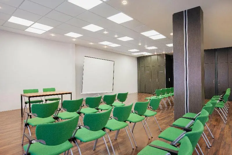 Willow Hotel Restaurant