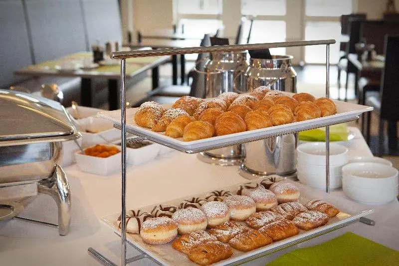 Willow Hotel Restaurant