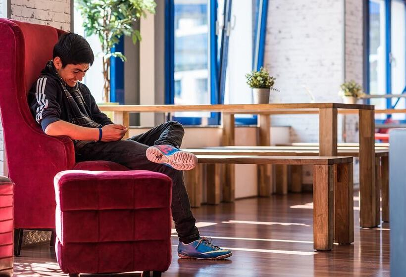 Hospedaria Generator Berlin Prenzlauer Berg