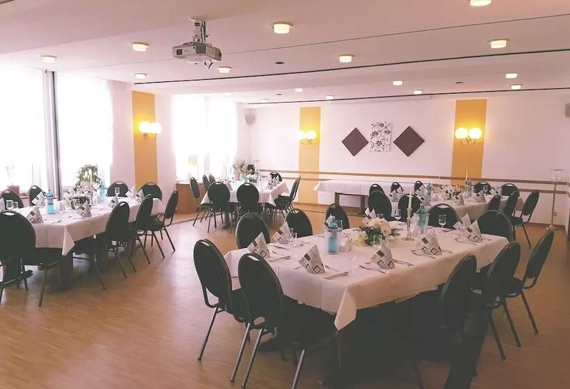 Отель & Restaurant Wilhelm Von Nassau