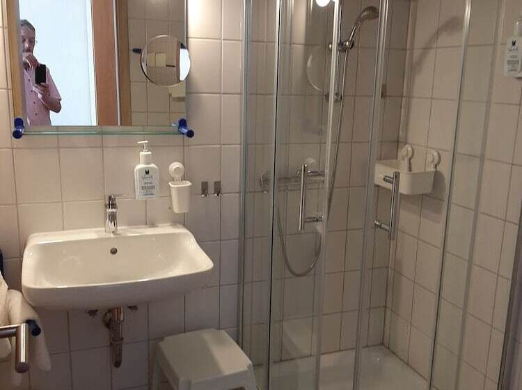 酒店 & Restaurant Wilhelm Von Nassau