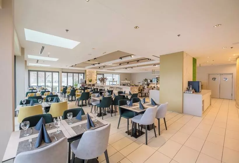 Expo Tower By Mellow Mood Hotels