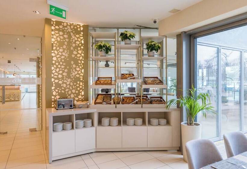 Expo Tower By Mellow Mood Hotels