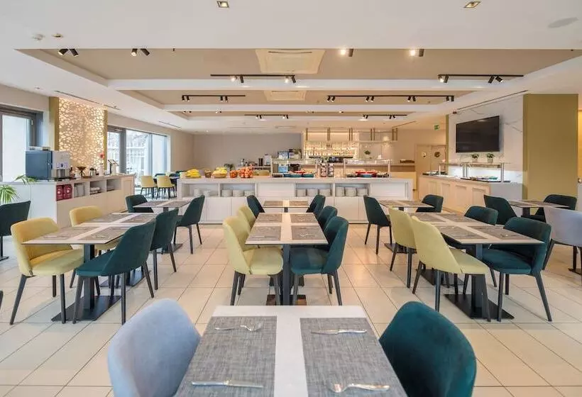 Expo Tower By Mellow Mood Hotels