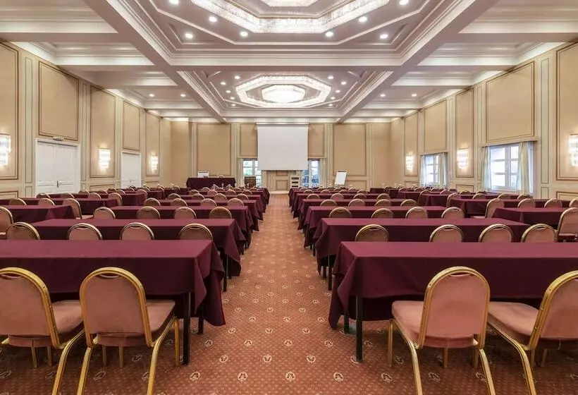 Amalia Hotel Kalambaka