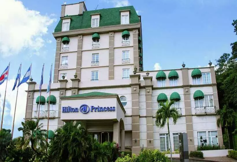 ホテル Hilton Princess San Pedro Sula