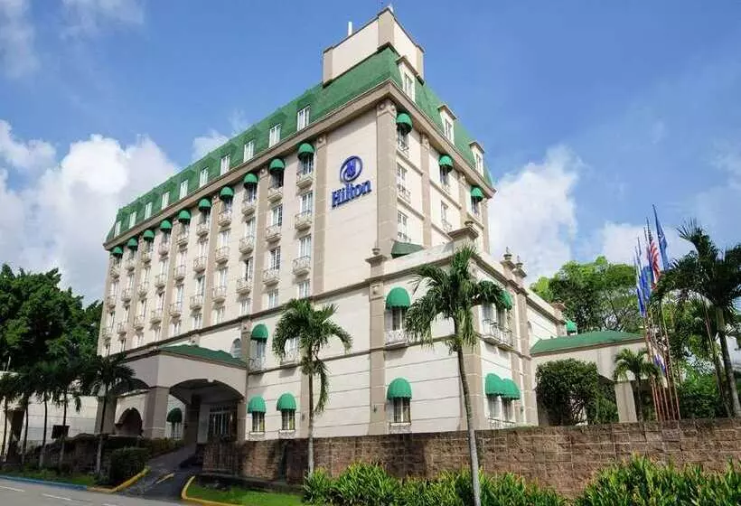 ホテル Hilton Princess San Pedro Sula