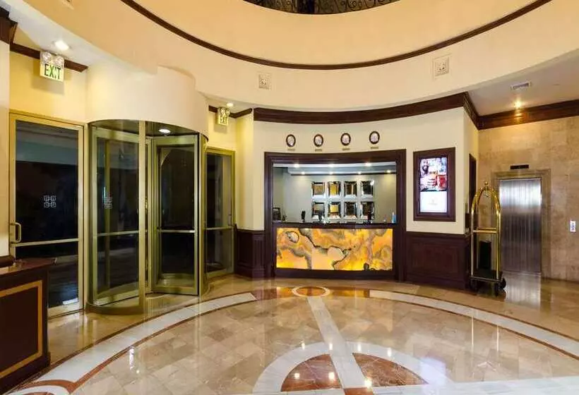 ホテル Hilton Princess San Pedro Sula