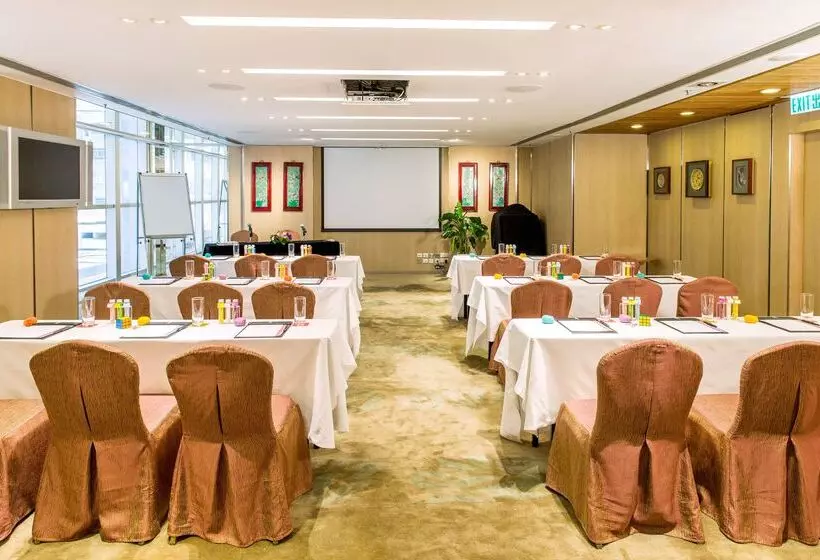 هتل Jen Hong Kong By Shangrila