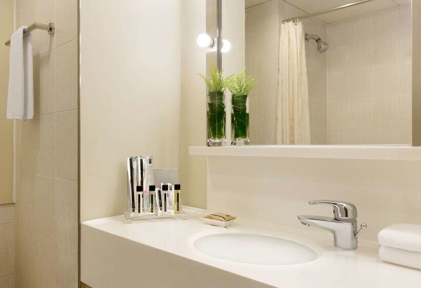 בית מלון כפרי Jen Hong Kong By Shangrila