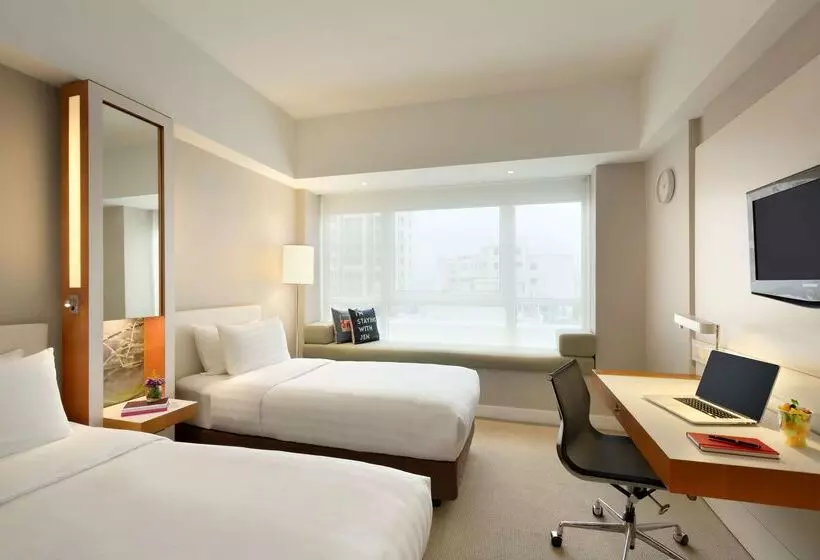 هتل Jen Hong Kong By Shangrila