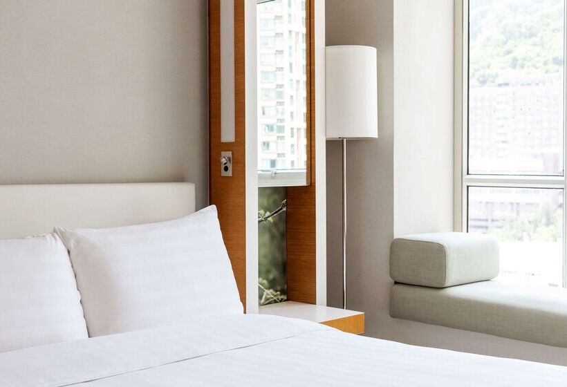 בית מלון כפרי Jen Hong Kong By Shangrila