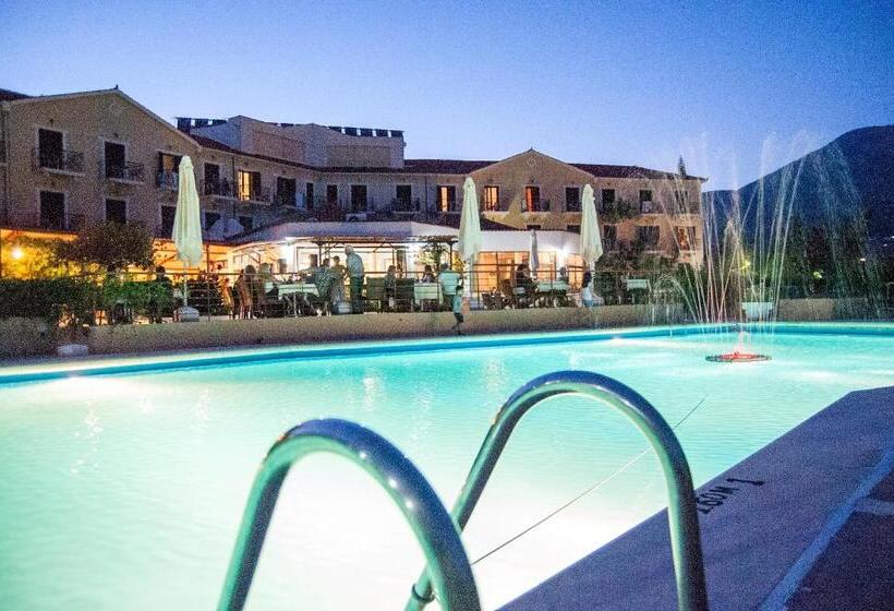 בית מלון כפרי Karavados Beach