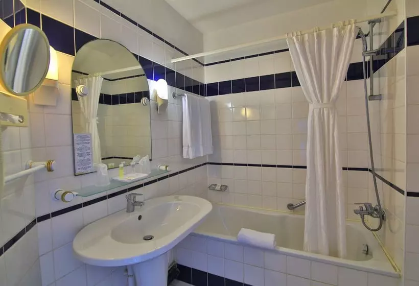 هتل Le Beach - Adults Only