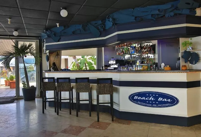 هتل Le Beach - Adults Only