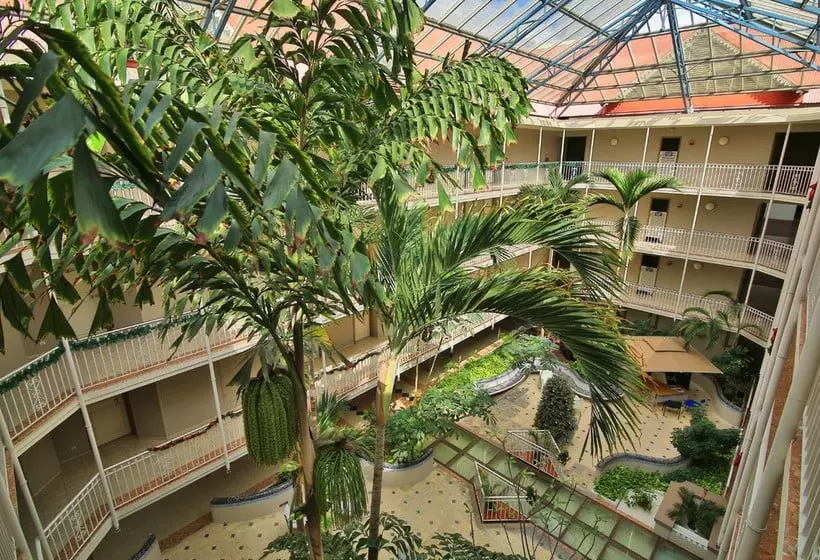 هتل Le Beach - Adults Only