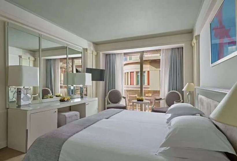 ホテル Njv Athens Plaza