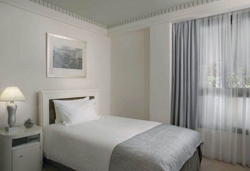 Szálloda Njv Athens Plaza