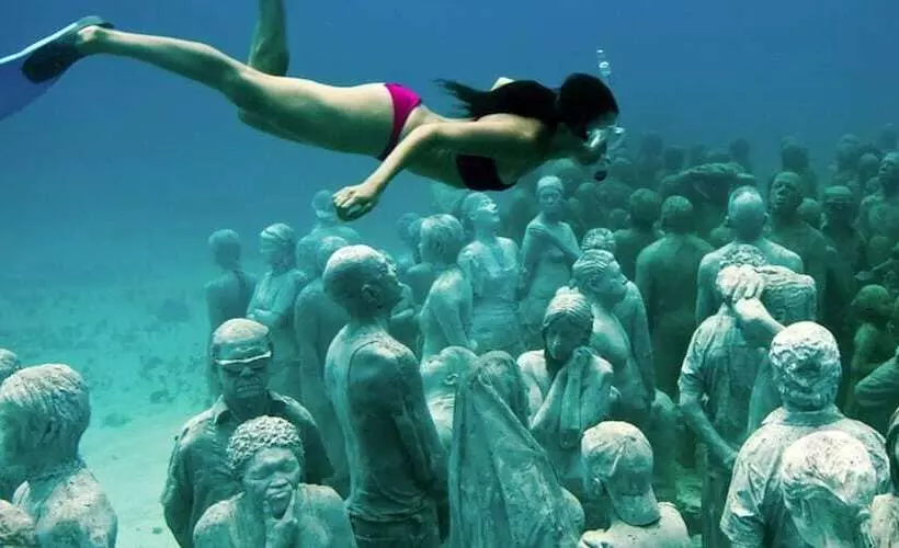 استراحتگاه Allamanda Beach